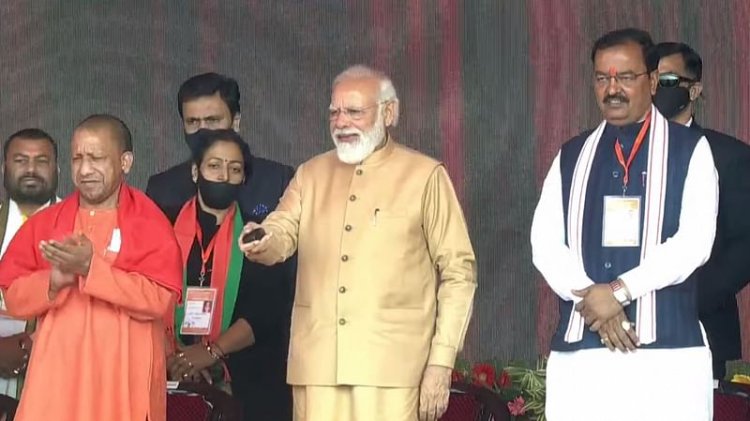 Raising women’s marriage age to 21 is causing pain to some, says PM Modi in Prayagraj rally